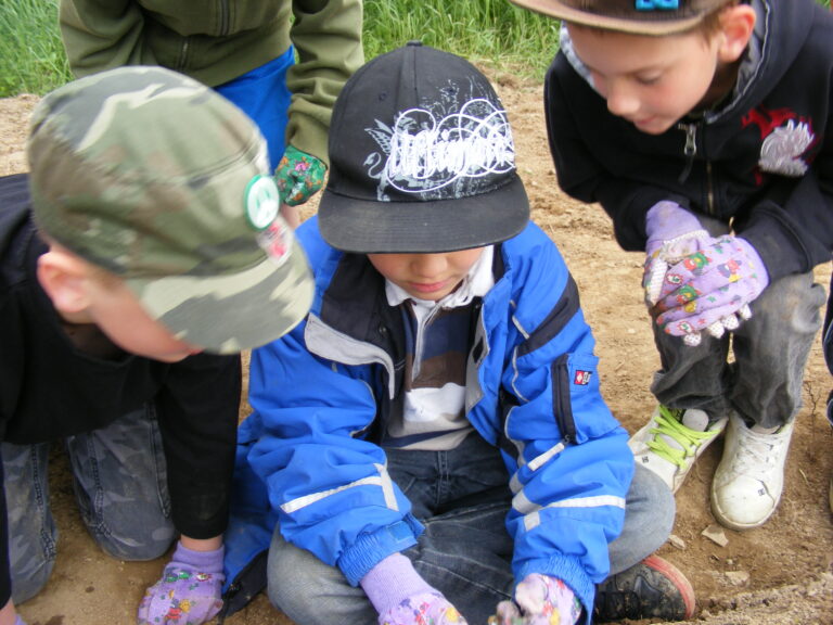 GreenSchoolGrounds_Boys_Spider_KeswickRidge